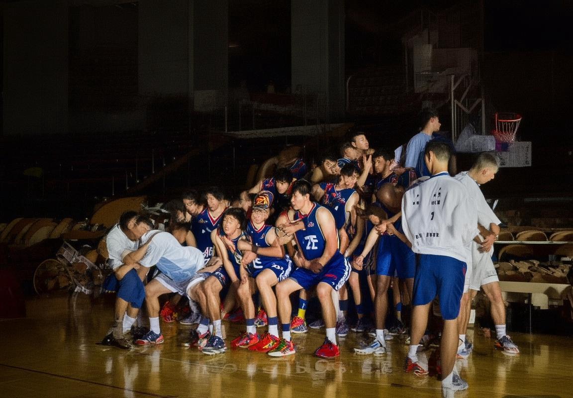 2014年CBA北京佛山巅峰对决：经典赛事回顾与影响分析(图2)