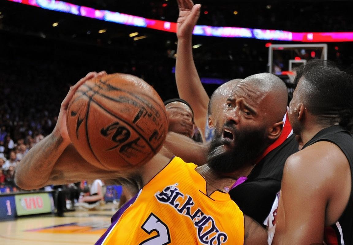 2010年NBA总决赛：科比与詹姆斯巅峰对决全记录(图2)